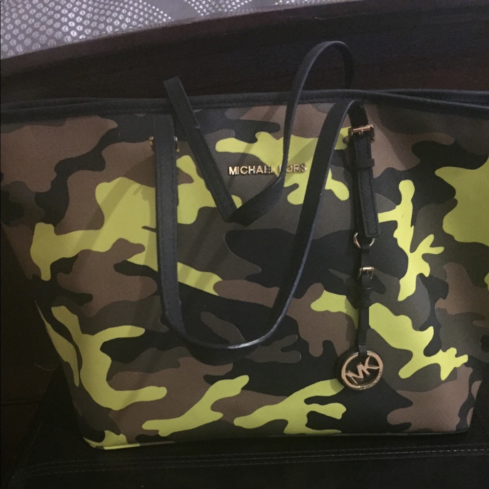 Michael Kors purse